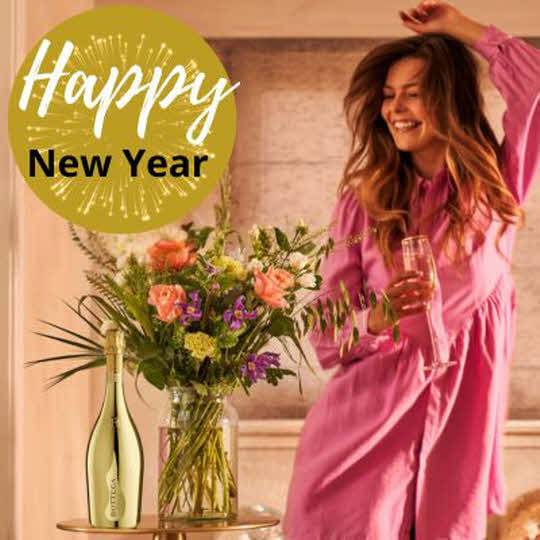 Order New Year Bouquets with Champagne or Prosecco | Flowers.NL