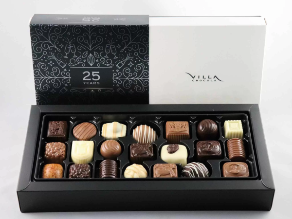 Chocolate Gift Luxury box 25 years