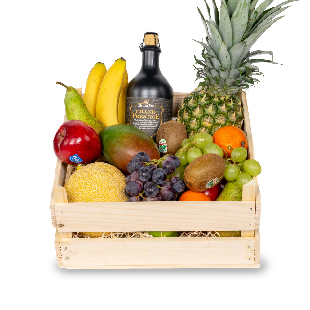 Woodland Fruit & Beer Delight Fruit Basket with fresh fruit and specialty beer