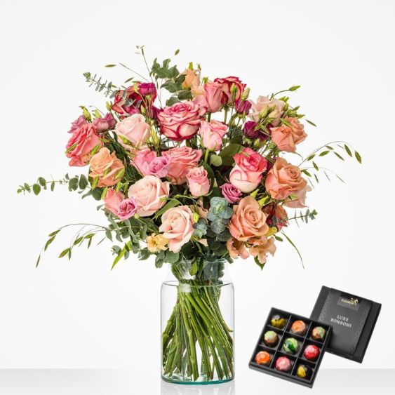 Lovely Rose Gold Wrapped Chocolate in Gypsophila Bouquet