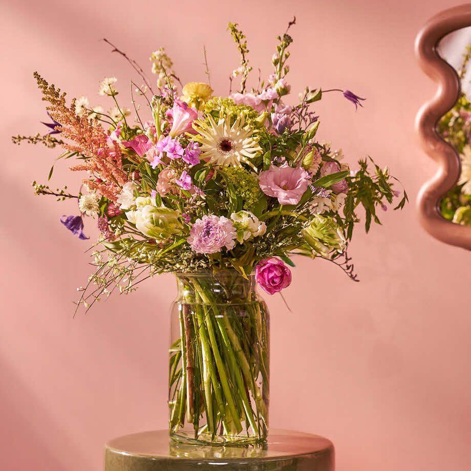 Get well flowers in Aagtekerke